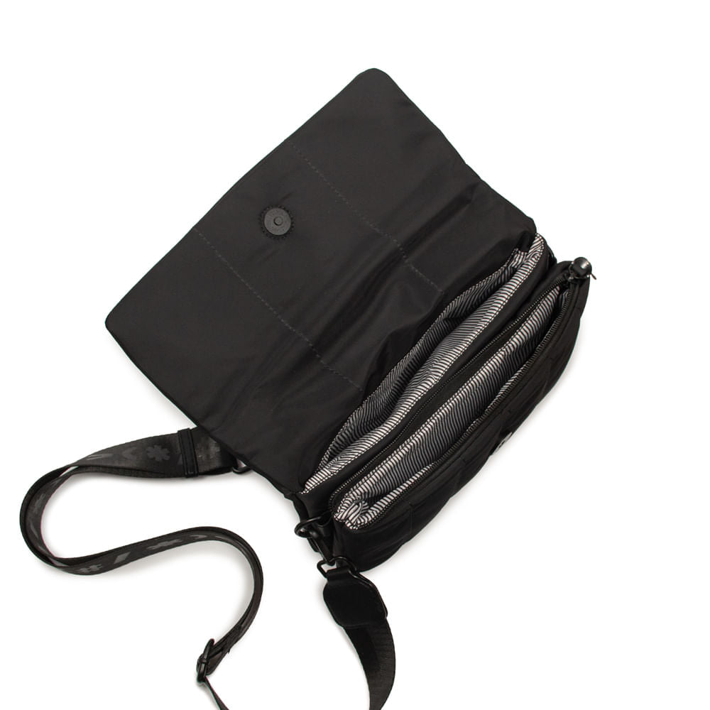 Bolsa Pillow Nylon Matte Adô Cor Preto Matte