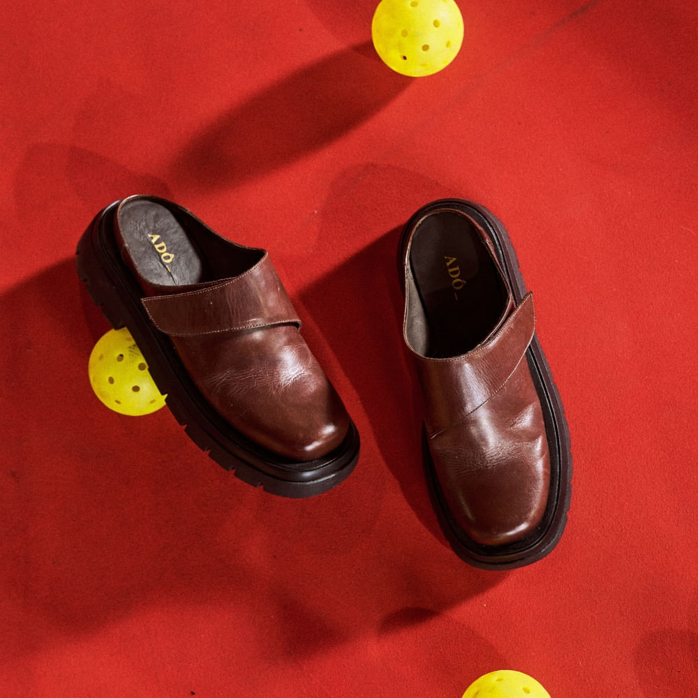 Clog Iris Couro Adô Cor Marrom Cacau