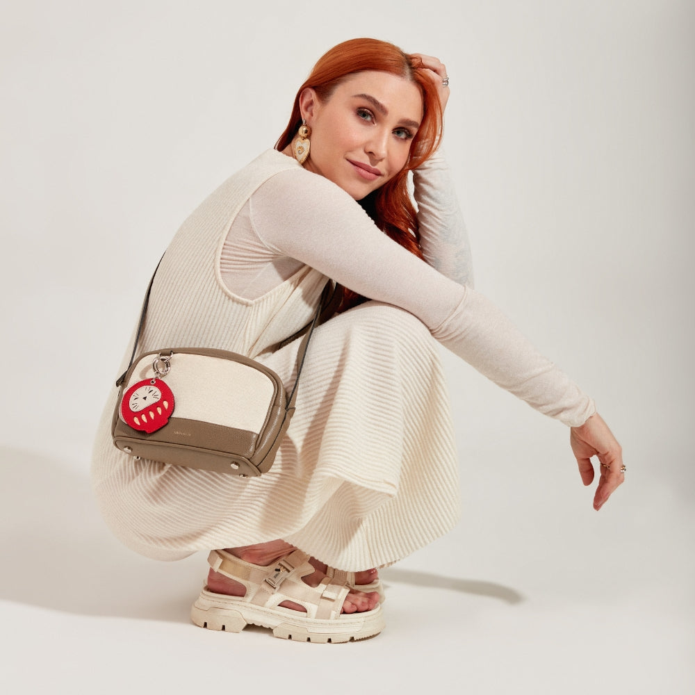 Bolsa Lullis Lu Ferreira Adô Cor Cinza Fendi