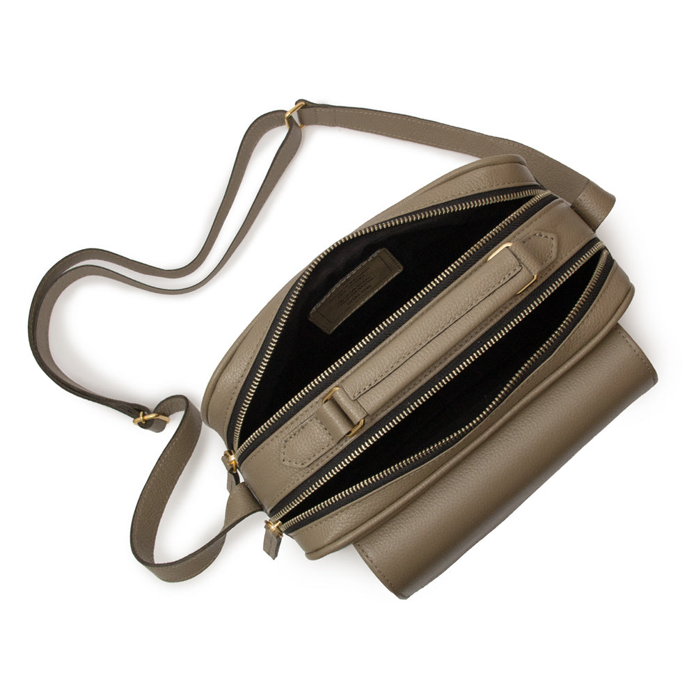 Bolsa Brick E Media Couro Adô Cor Cinza Fendi