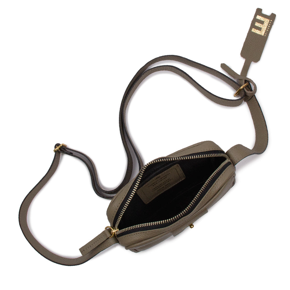 Bolsa Cla Mini e Couro Adô Cor Cinza Fendi