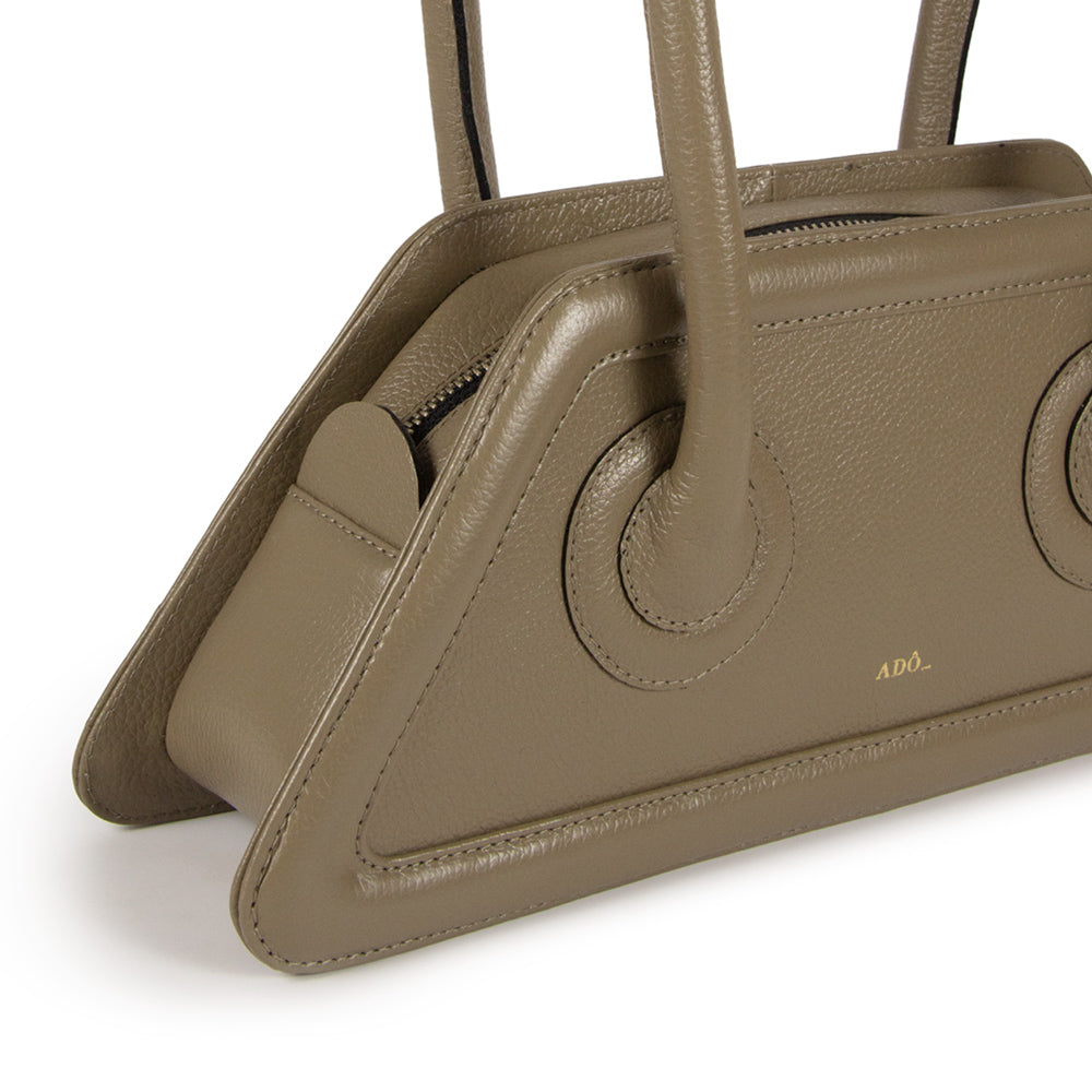 Bolsa Spaghetti Couro Adô Cor Cinza Fendi