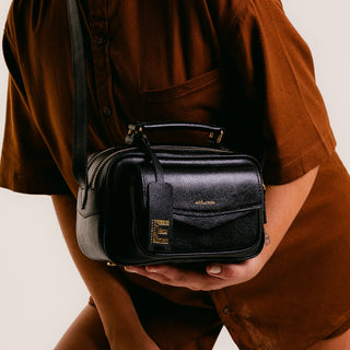 Bolsa Brick E Pequena Couro Adô Cor Preto