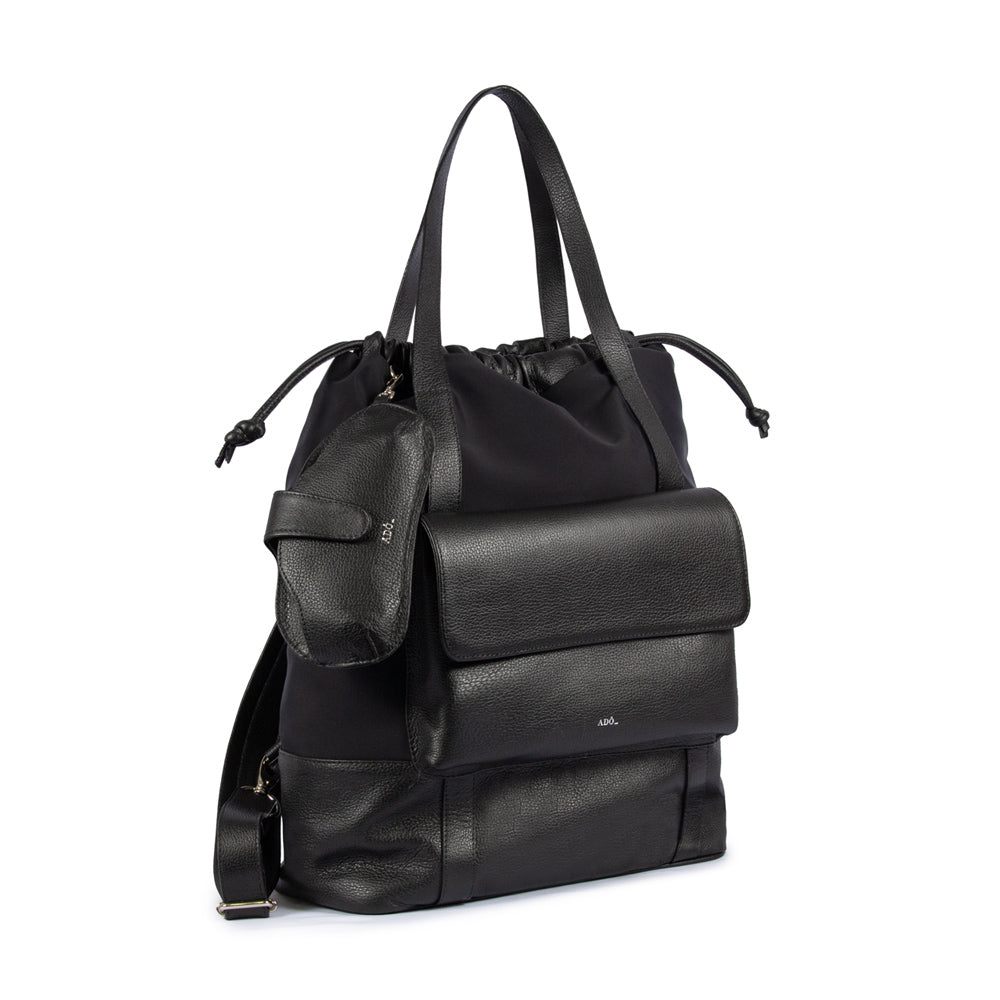 Bolsa Mochila Collab Cris g Adô Cor Preto