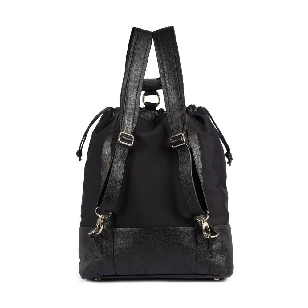 Bolsa Mochila Collab Cris g Adô Cor Preto