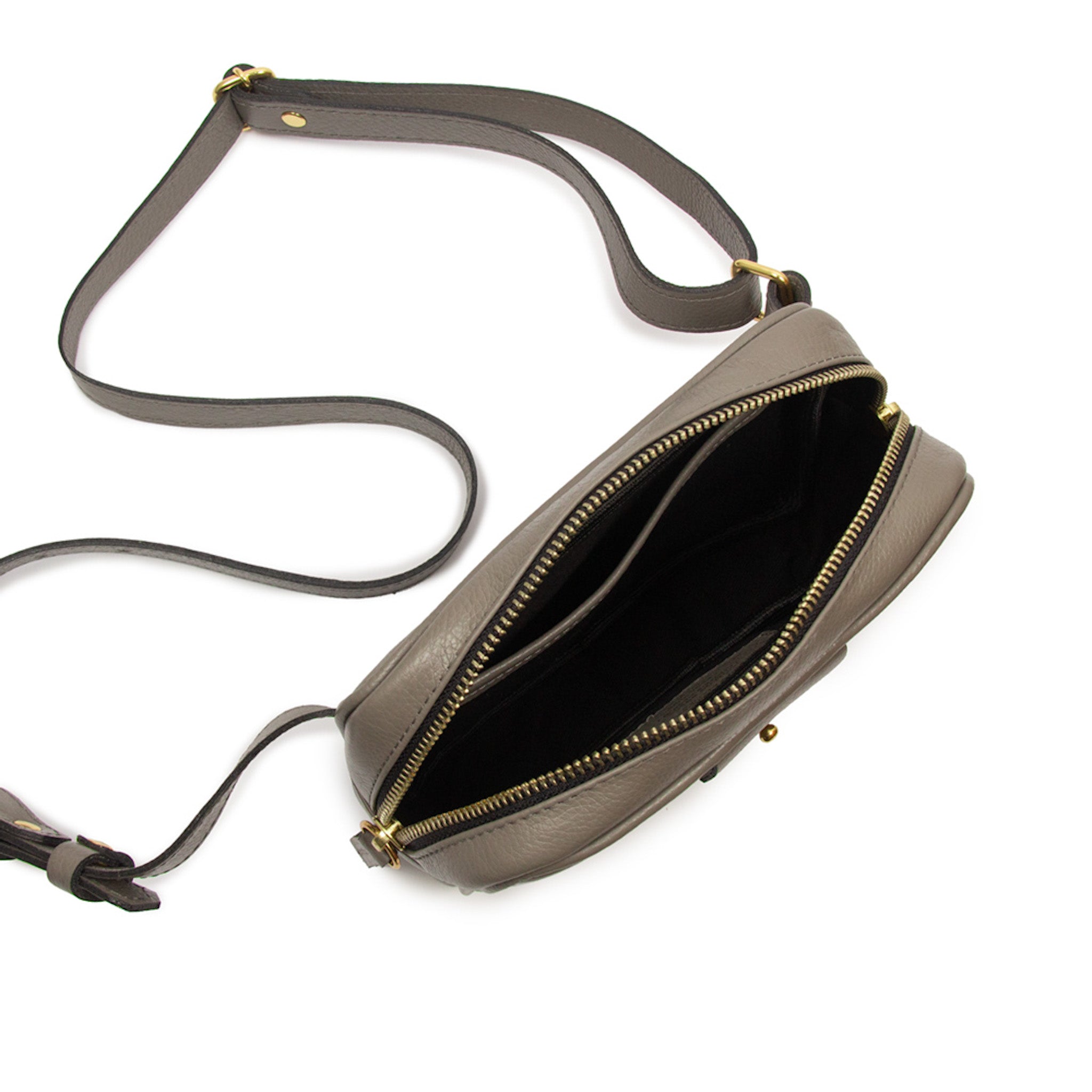 Pochete Cla Couro Adô Cor Cinza Fendi