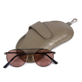 Porta Oculos Collab Cris Couro Adô Cor Cinza Fendi