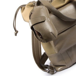 Porta Oculos Collab Cris Couro Adô Cor Cinza Fendi