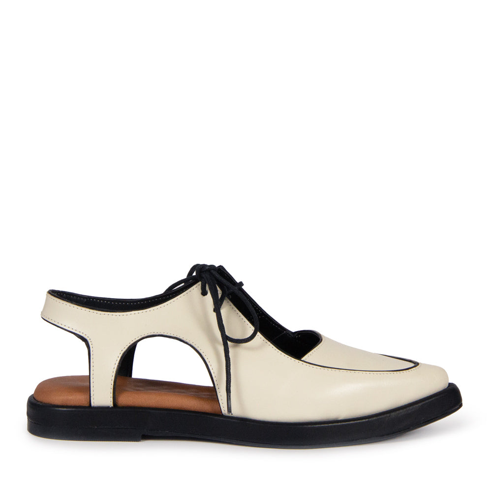 Sapato Cindy Couro Adô Cor Off White