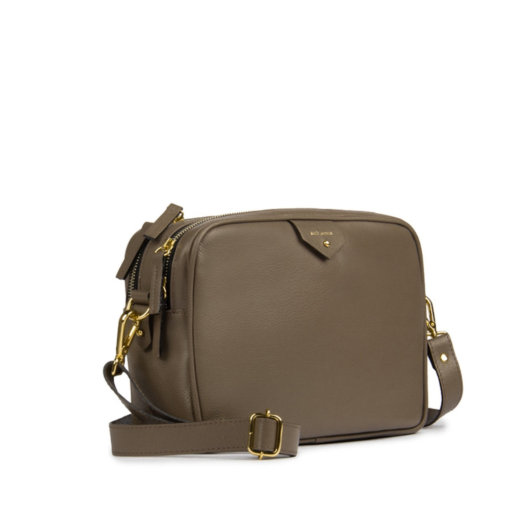 BOLSA CLA MEDIA COR CINZA FENDI