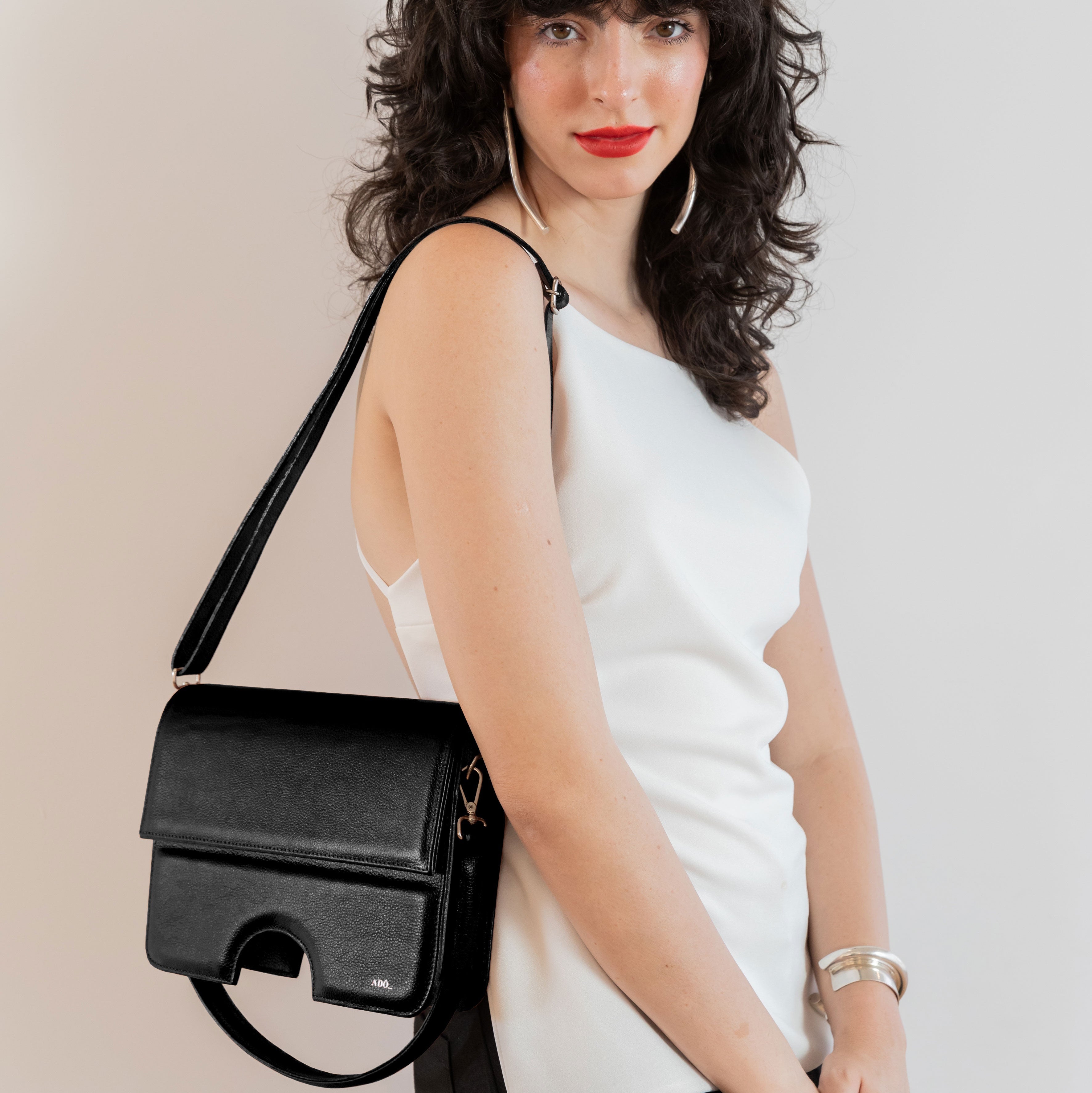 Bolsa Opening Couro Adô Cor Preto