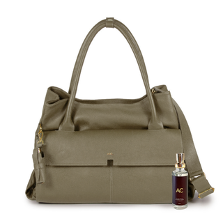 BOLSA COLLAB AMANDA COURO ADÔ COR CINZA FENDI + CASE BELEZA + PERFUME