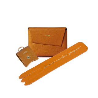 KIT PORTA FIO + MARCADOR DE PÁGINA + PORTA CARTÃO DOBRA MEL HONEY
