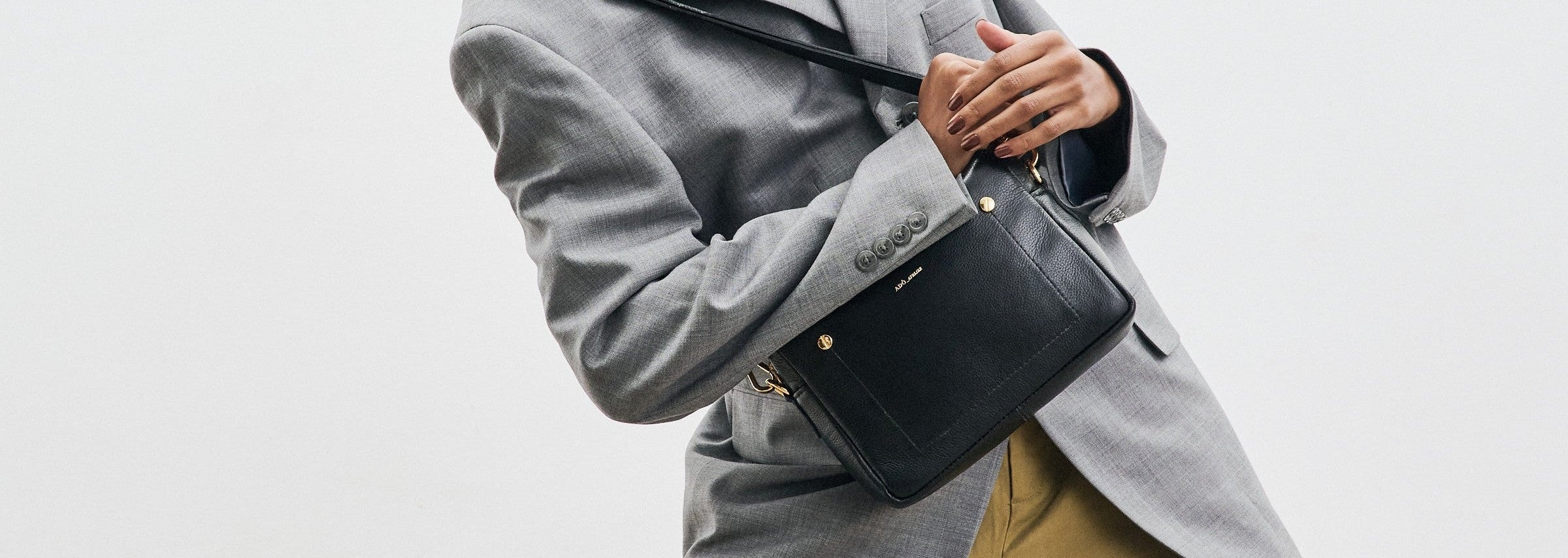 Bolsa Block Essencial Couro Adô Cor Preto