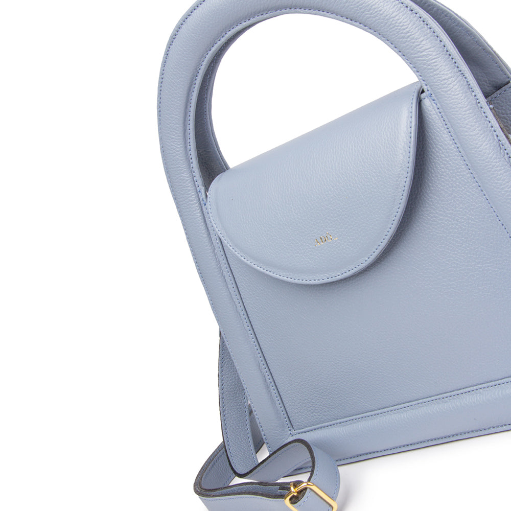 BOLSA BAMBINI COURO ADÔ COR AZUL GLACIAL