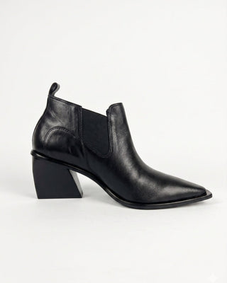 Bota Anni Couro Adô Cor Preto - ADÔ