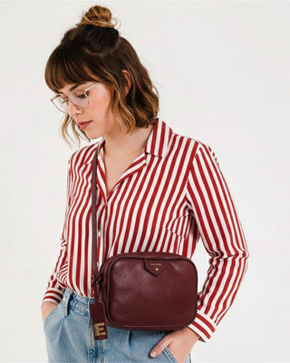 Bolsa Cla Pequena Essencial Couro Adô Adô Cor Framboesa