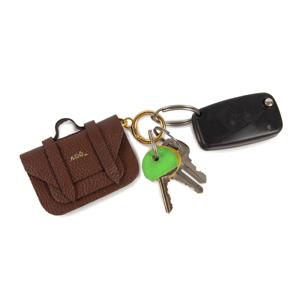 CHAVEIRO SATCHEL COR MARROM CACAU
