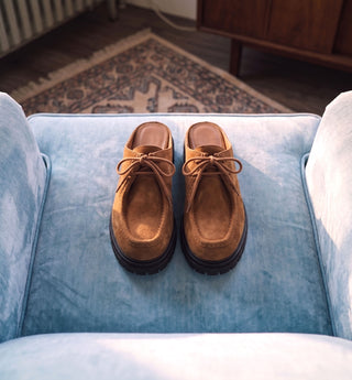 Mule Colette Camurça Adô Cor Marrom Whisky