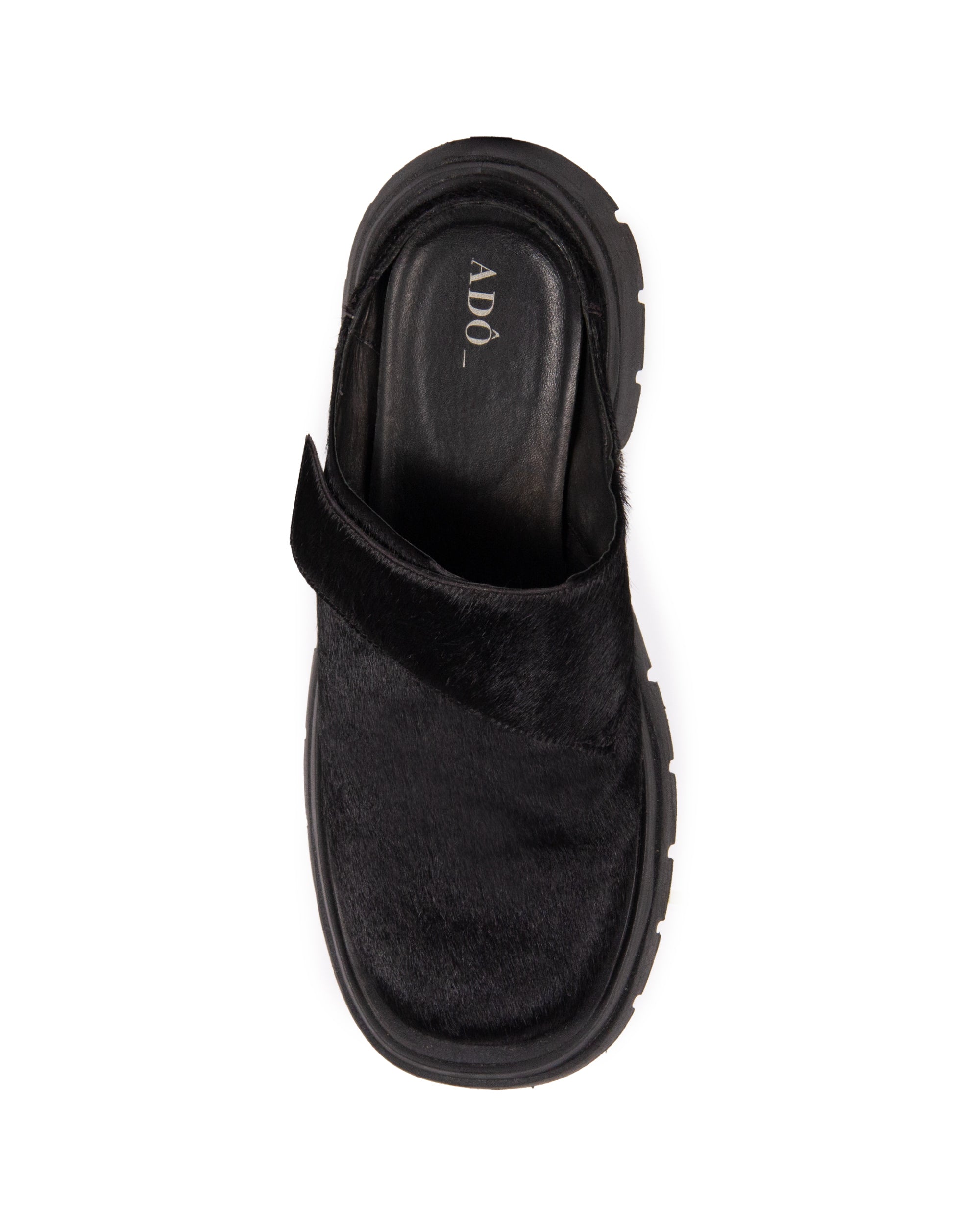 Clog Iris Couro com Pelo Adô Cor Preto