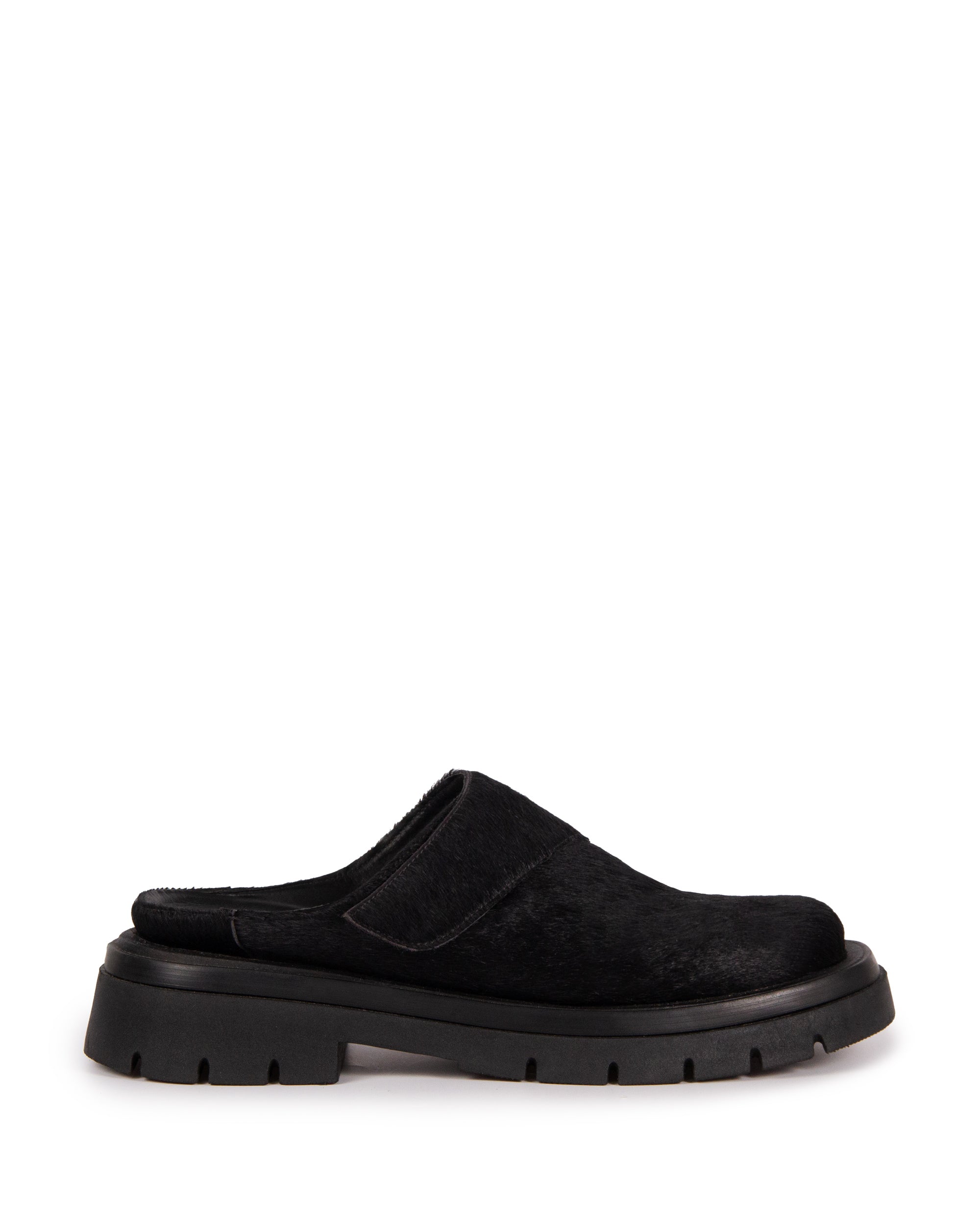 Clog Iris Couro com Pelo Adô Cor Preto