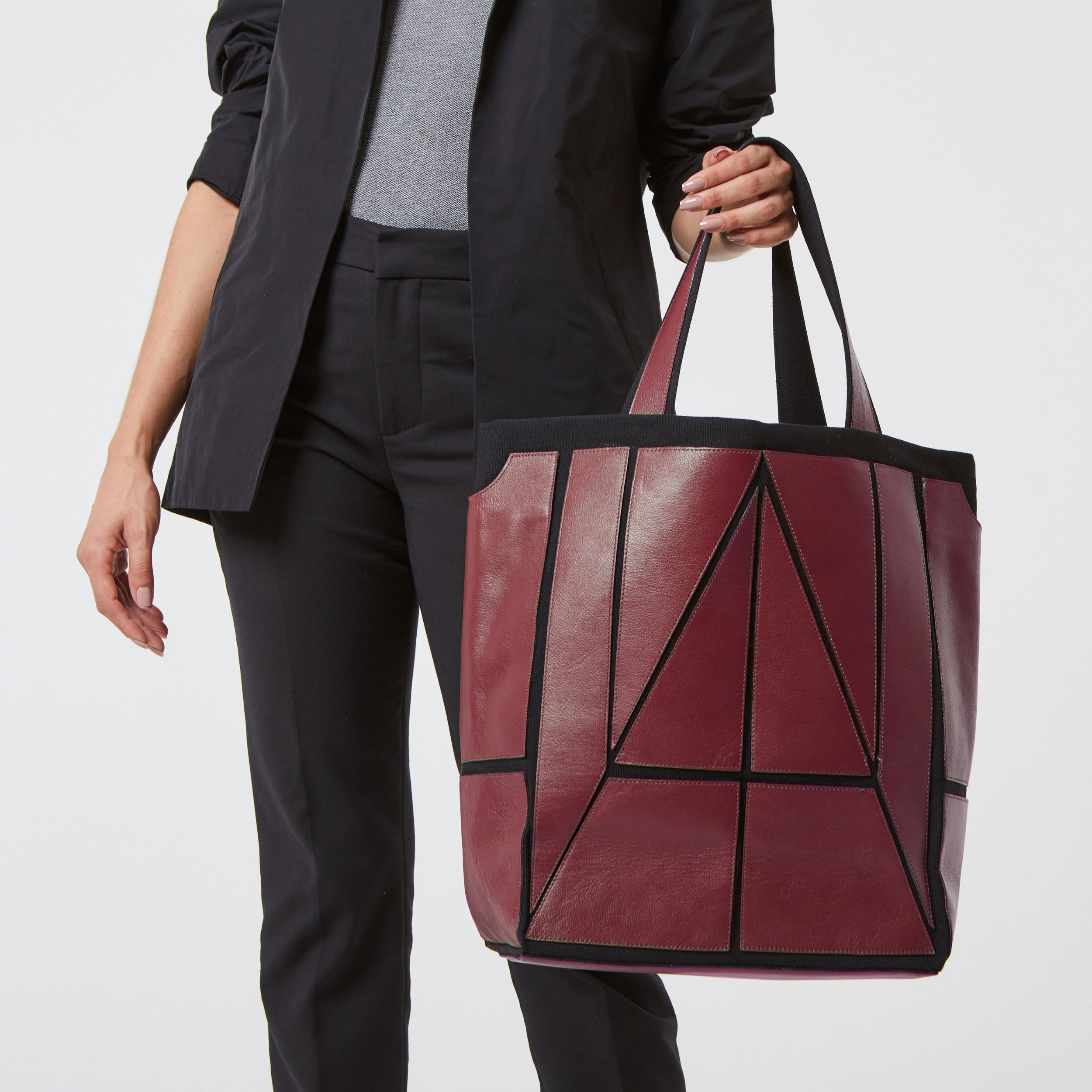 Sacola Otto 15 Anos Couro Adô Cor Framboesa