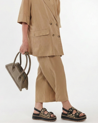 Papete Sheila Adô Couro e Ráfia Quadriculada