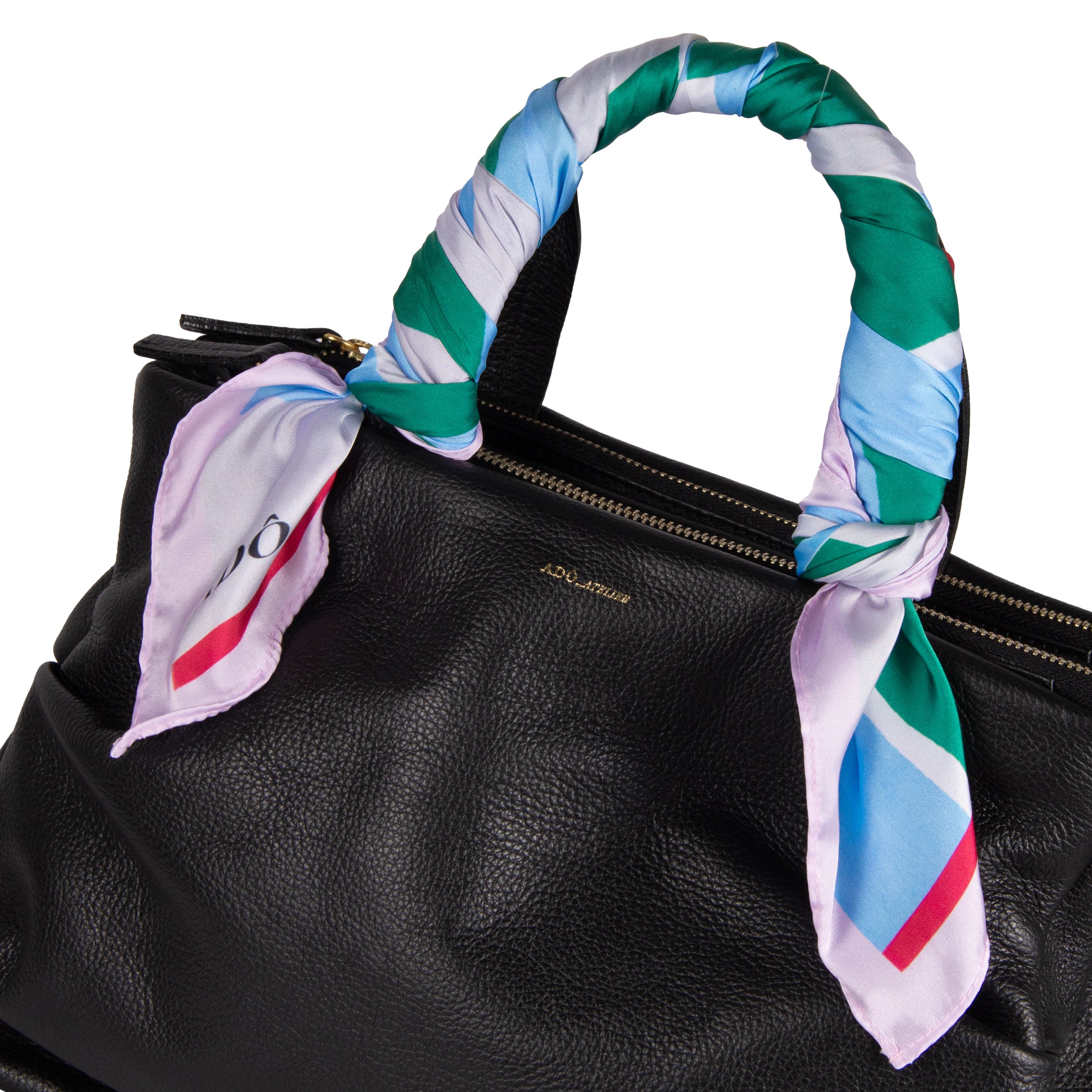 Lenco Adô Dolores Enredo