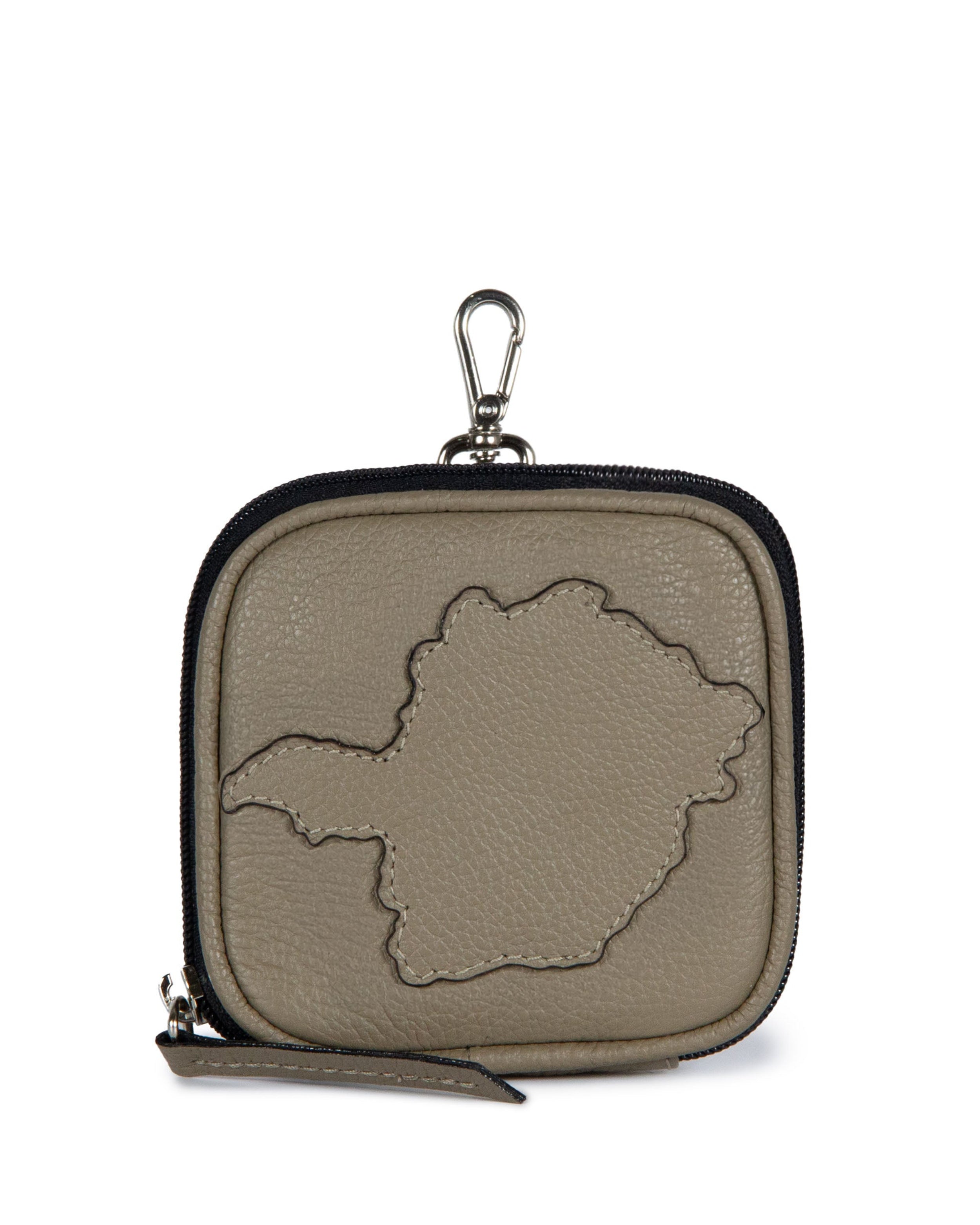 Bolsinha Mapa Collab Made in Beaga Couro Adô  Cor Cinza Fendi