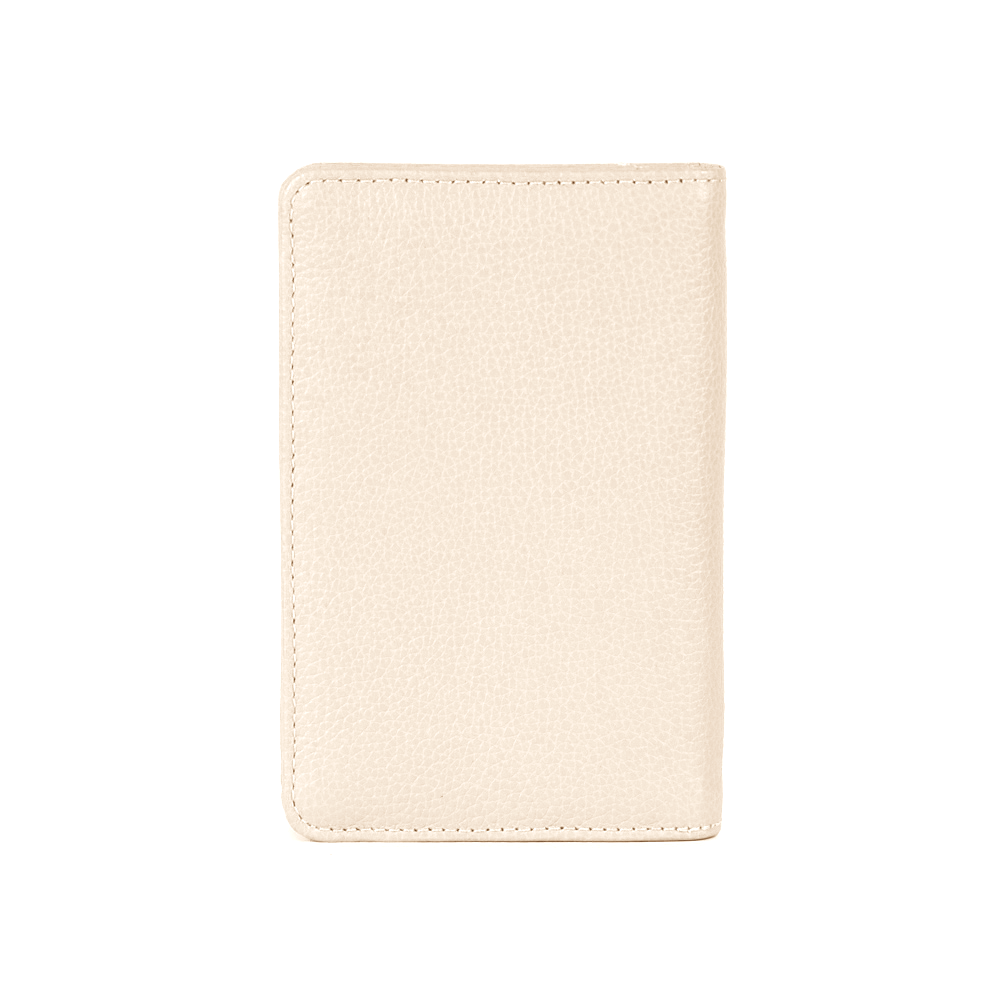 Porta Passaporte Couro Adô Cor Creme Brulee