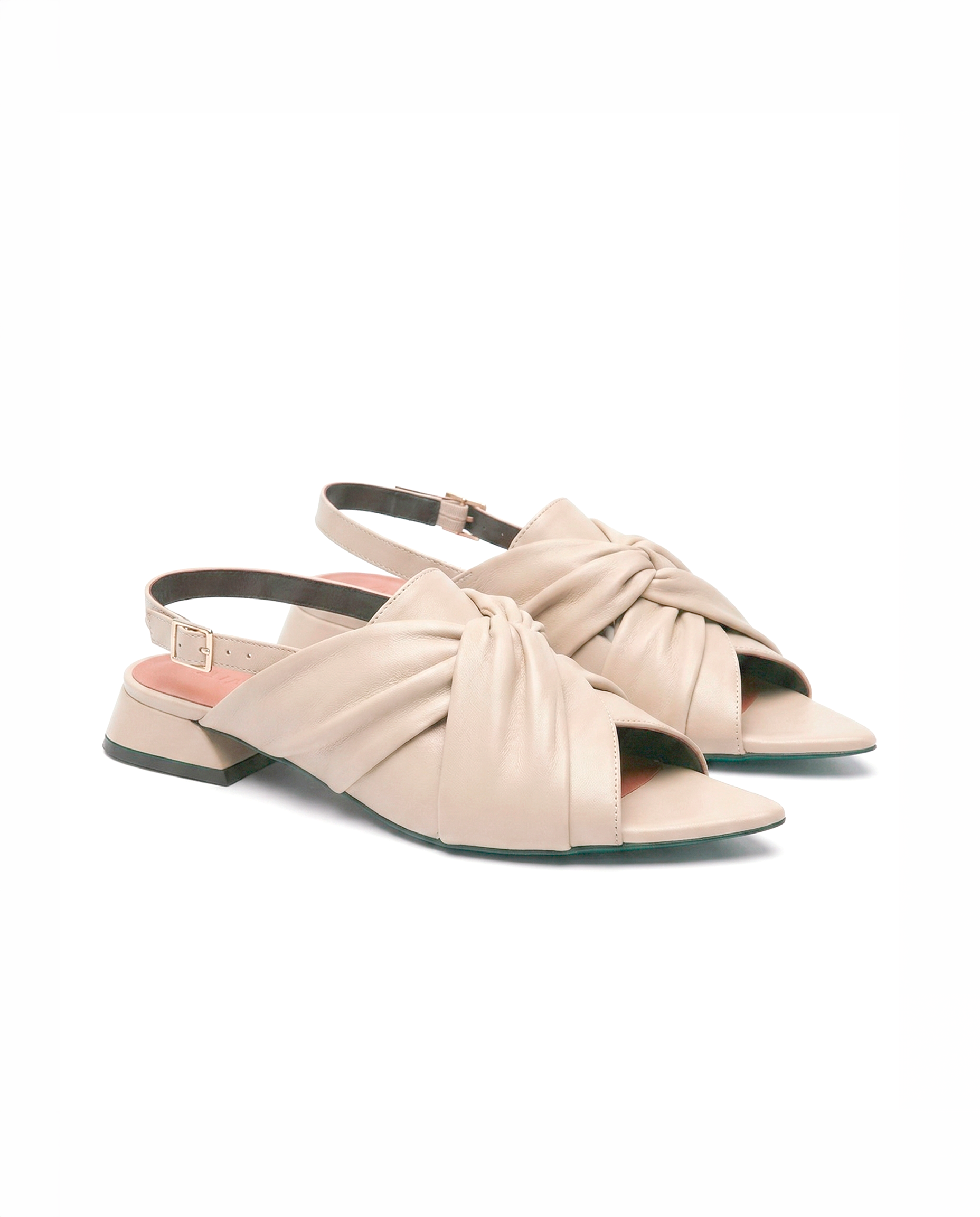 Sandália Collab Savana Sá Cor Off-White