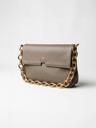 Bolsa Clutch Mandi Collab Amanda Couro Adô Cor Cinza Fendi - ADÔ