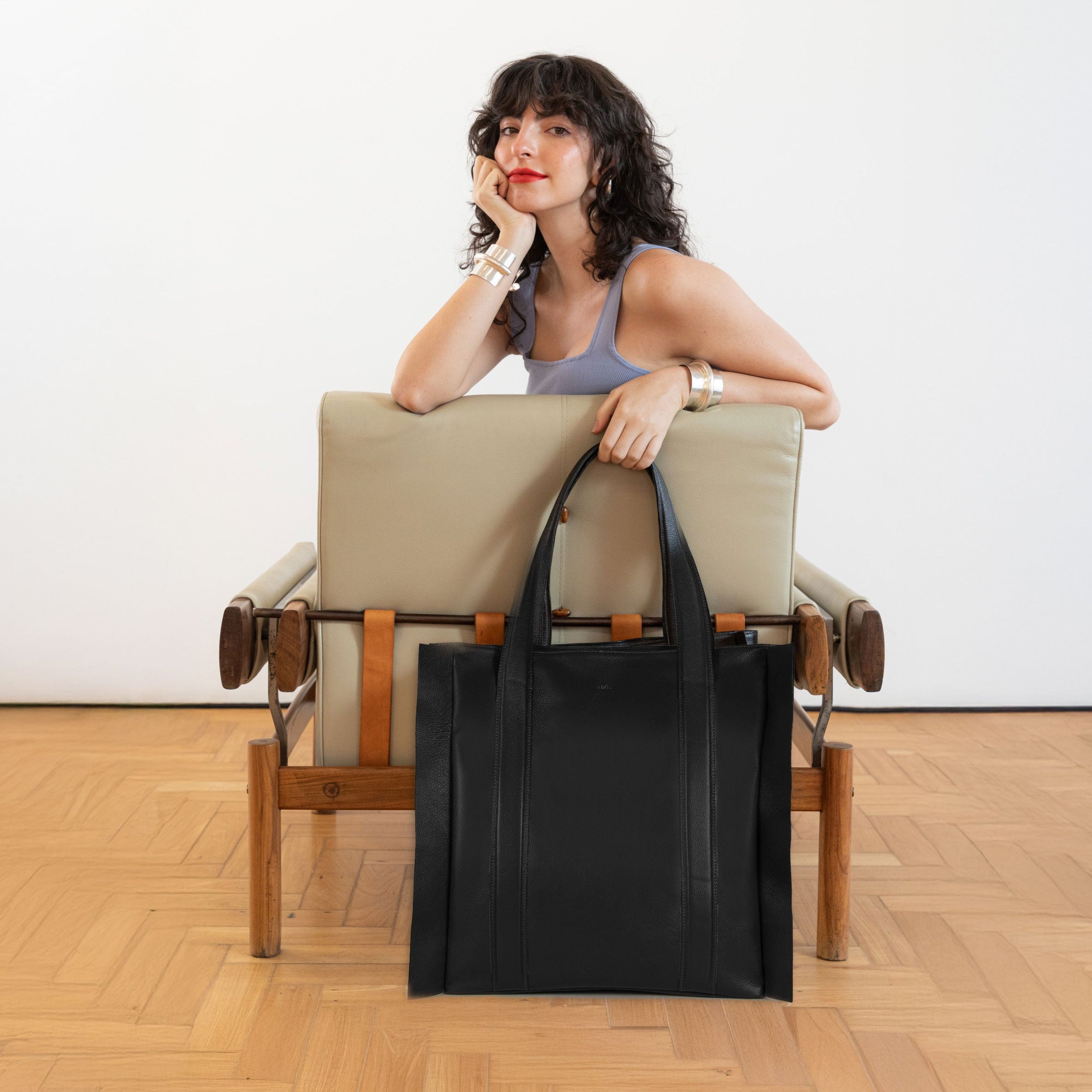 Bolsa Umbra Couro Adô Cor Preto