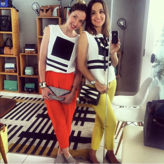 Par de jarras na #Adô hoje @fe_dubal e @tatiazzi combinando até com o tapete!!!