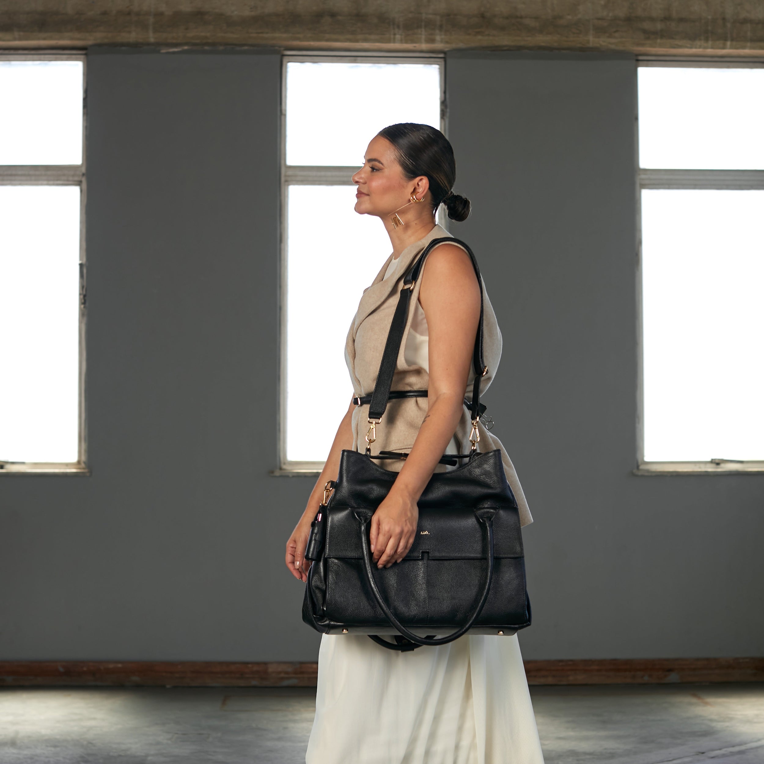 BOLSA COLLAB AMANDA COURO ADÔ COR PRETO