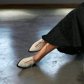 SAPATO BERNA COURO ADÔ COR OFF WHITE