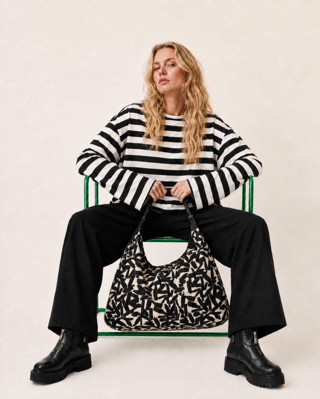 Bolsa Hobo Brush Média Lona Adô Cor Cru
