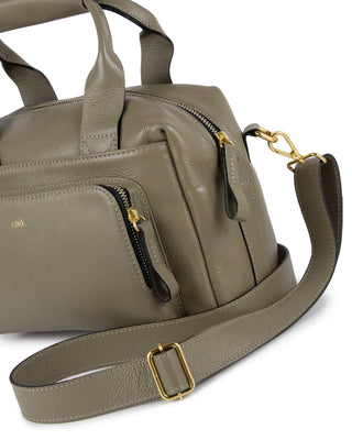 Bolsa Tutu Couro Adô Cor Cinza Fendi