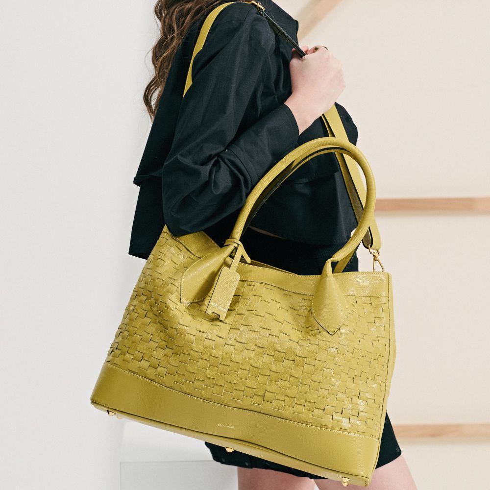 BOLSA TRESSE COR VERDE PISTACHE