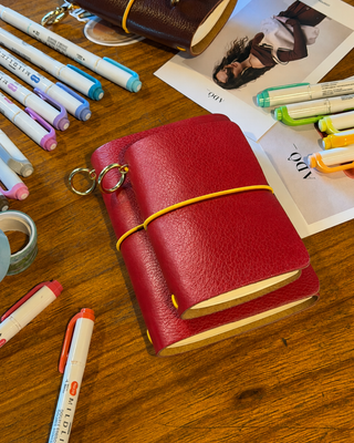 Caderno Journal A6 Couro Adô Cor Vermelho Rubi