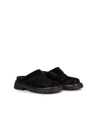 Clog Iris Couro com Pelo Adô Cor Preto