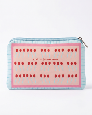 Necessaire Collab Dolores Adô Estampa Faísca