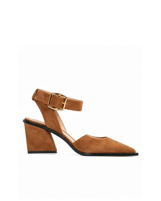 Scarpin Lygia Camurça Adô Cor Caramelo