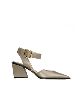 Scarpin Lygia Couro Adô Cor Cinza Fendi